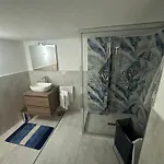 Garibaldi House Holiday home Catania